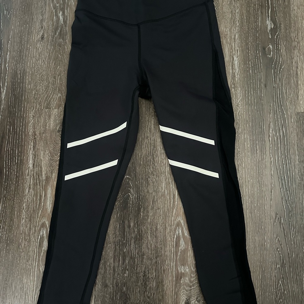 ZYIA Women's Black and White Athletic Leggings